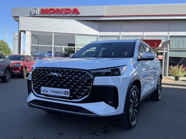 Chery Tiggo 8 1.5 T-DGI Phev Luxury DHT [7 szem...